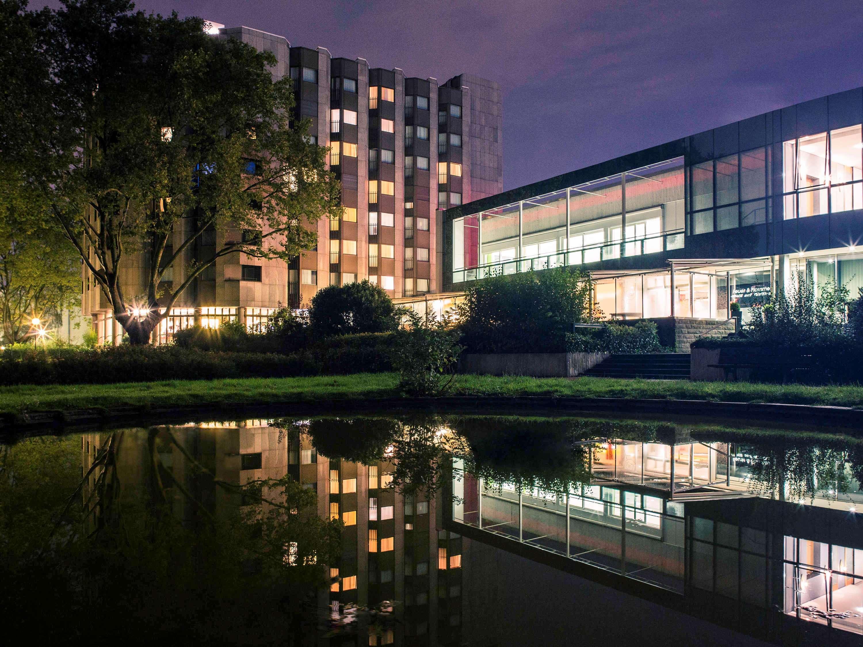 Mercure Hotel Dortmund Messe Exterior foto